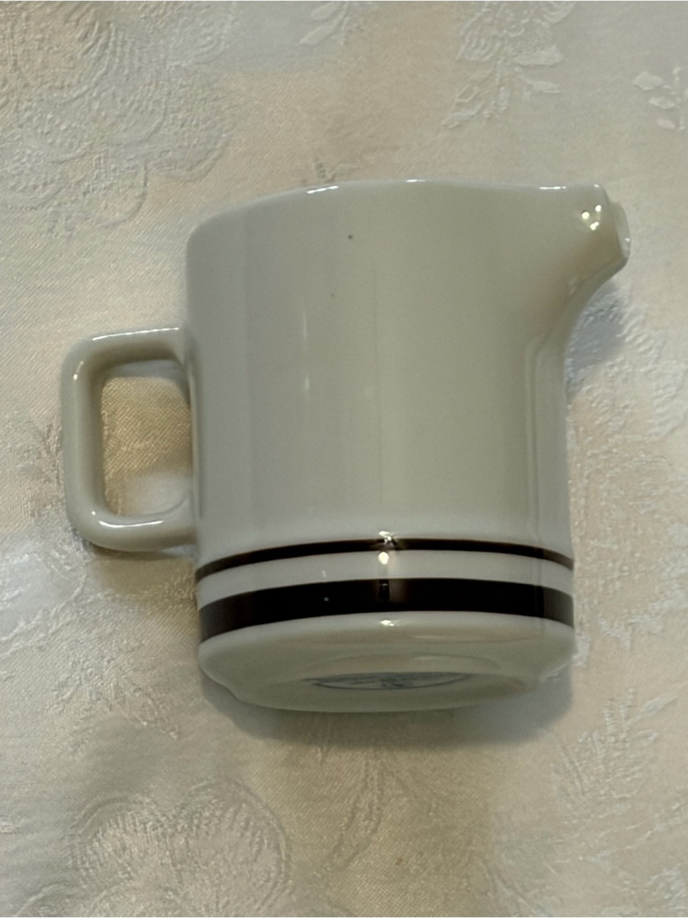 Orbit Stoneware Creamer 221, Brown, Servingware, JAPAN